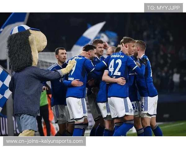 沙尔克球员赛后报警回应种族歧视与全场嘘声事件 沙尔克球员赛后报警回应种族歧视与全场嘘声事件