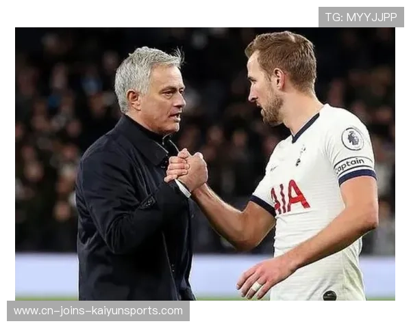 凯恩中场抢断后推进致命一击,热刺掌控比赛 凯恩中场抢断后推进致命一击,热刺掌控比赛