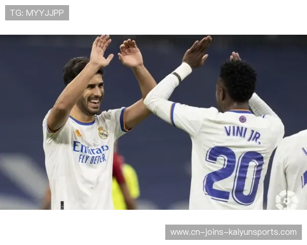 皇马中路压制效果显著，维尼修斯抽射被挡