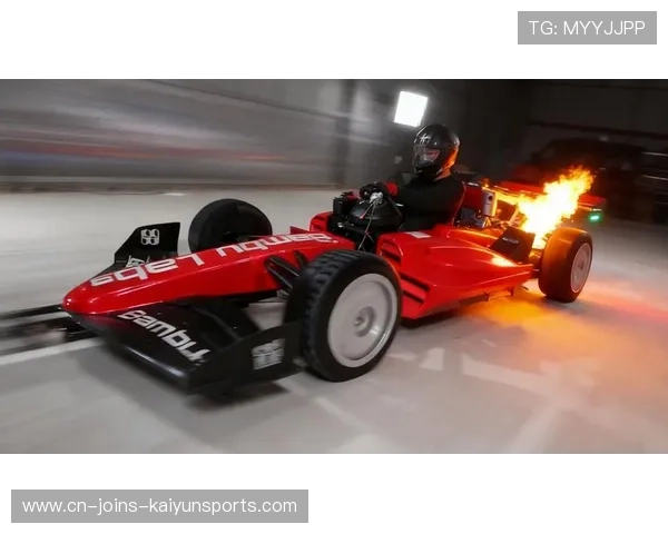 F1车手在模拟器中进行不同策略测试