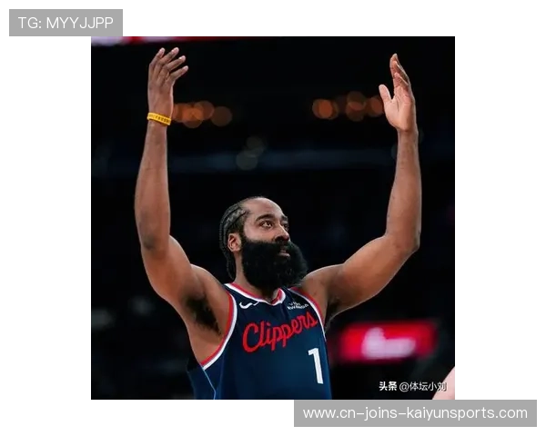 哈登组织犀利穿透,快船外线命中率拉满