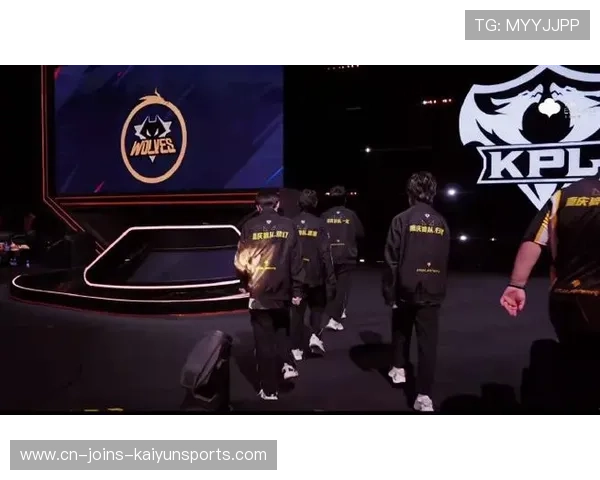 狼队敲定中路组织者